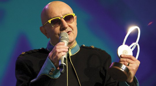 File:Jlw mmaaward.jpg