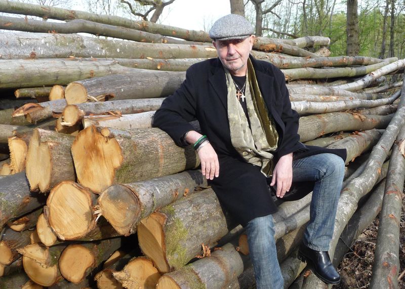 File:Jlwoodenman.jpg