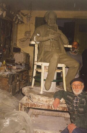 Ebejer Monument with sculptor.jpg